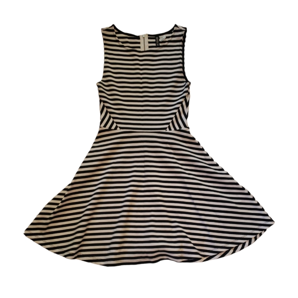 Divided H&M Black & White Striped Dress
